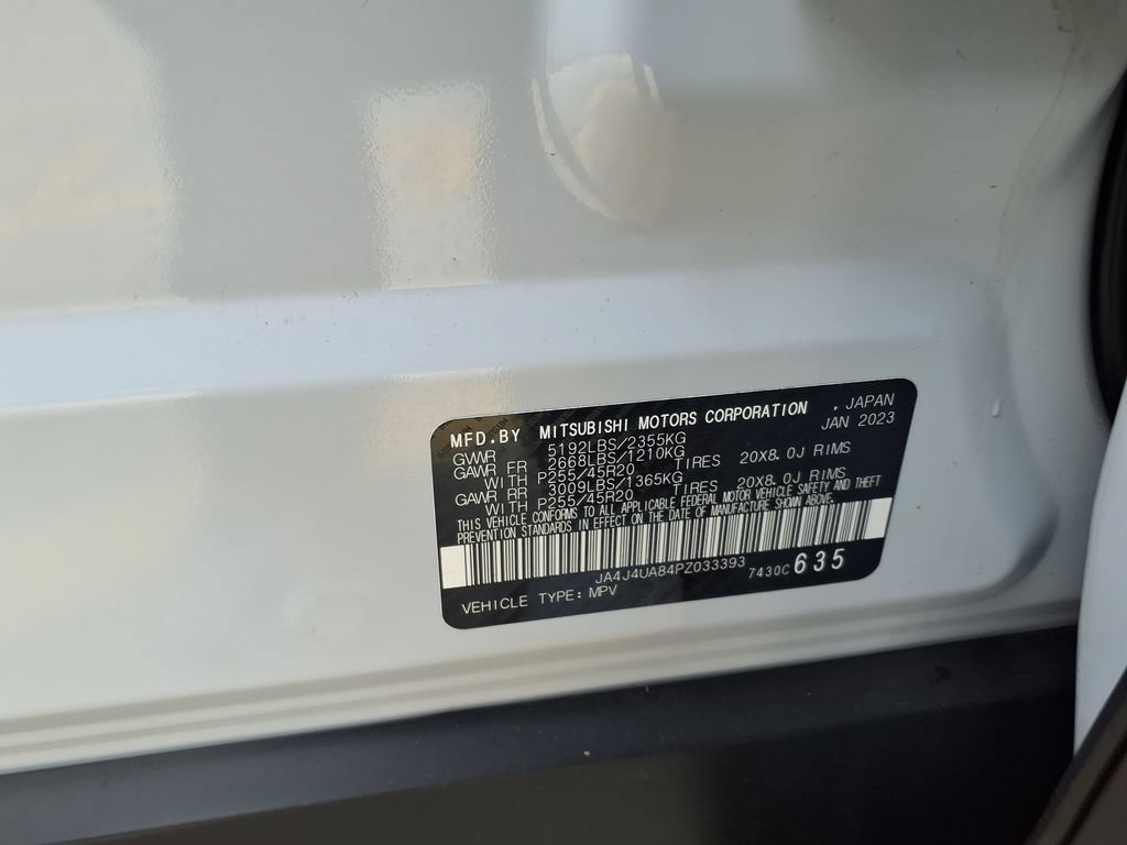 Used 2023 Mitsubishi Outlander Ralliart AWD/4WD image 33
