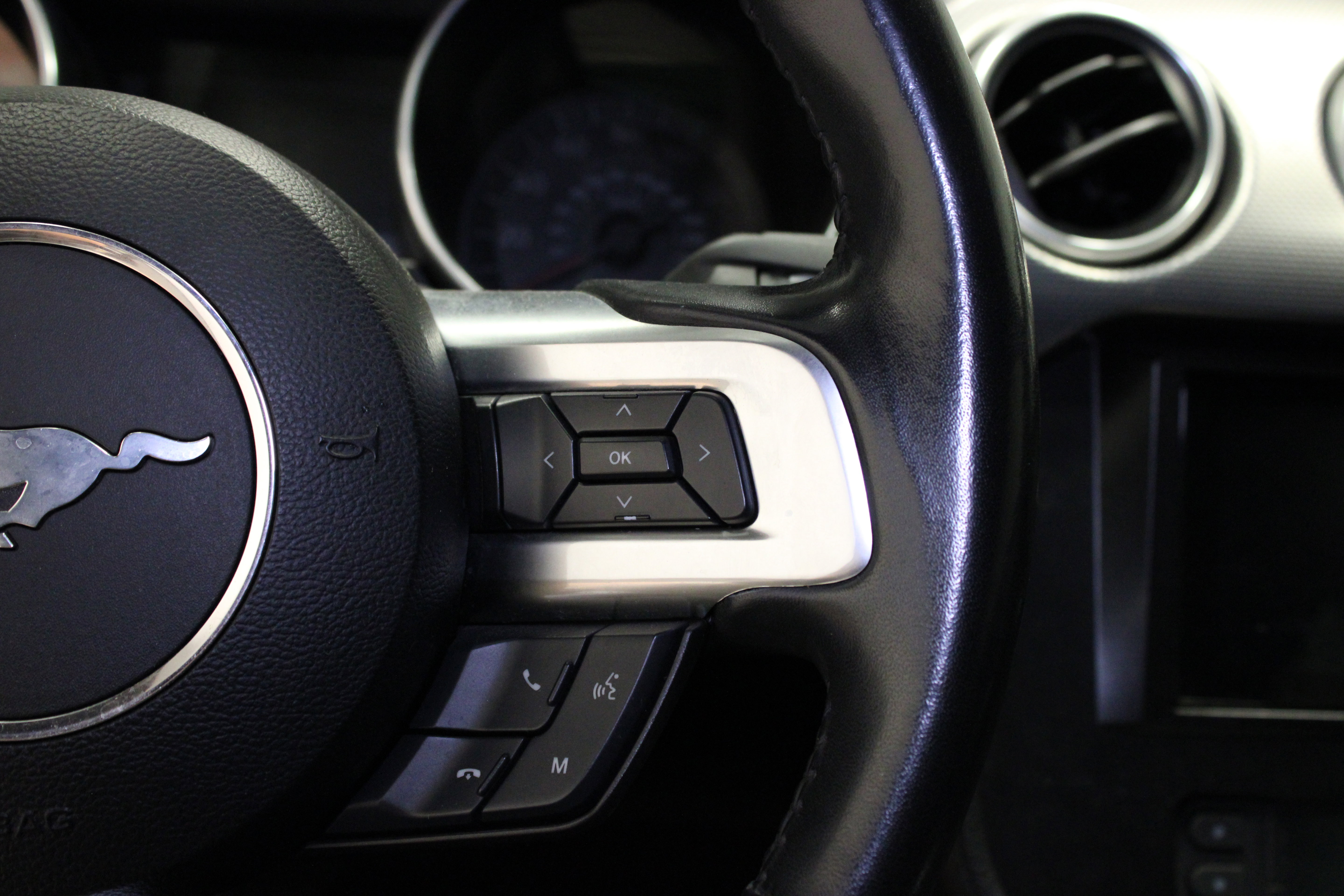 Used 2019 Ford Mustang GT RWD image 22