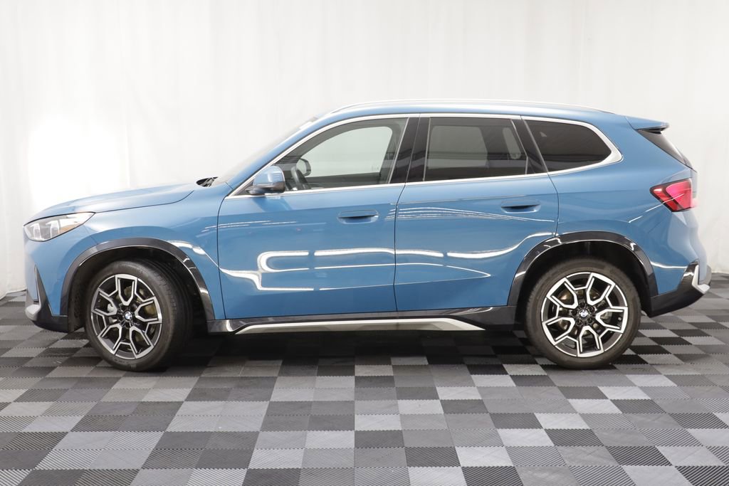 Certified 2025 BMW X1 xDrive28i AWD/4WD image 4