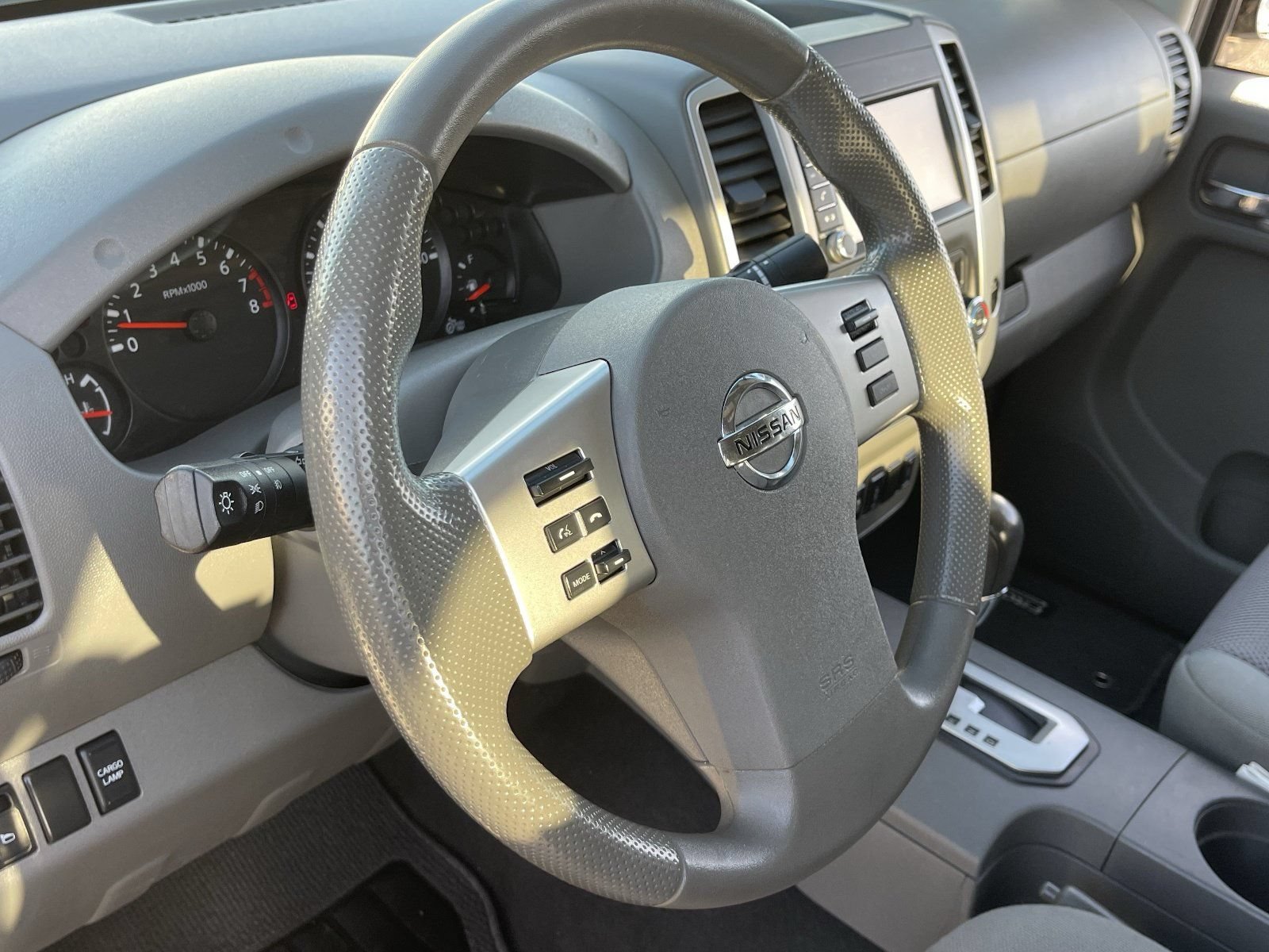 Used 2020 Nissan Frontier SV w/ Midnight Edition Floor Mats RWD image 23