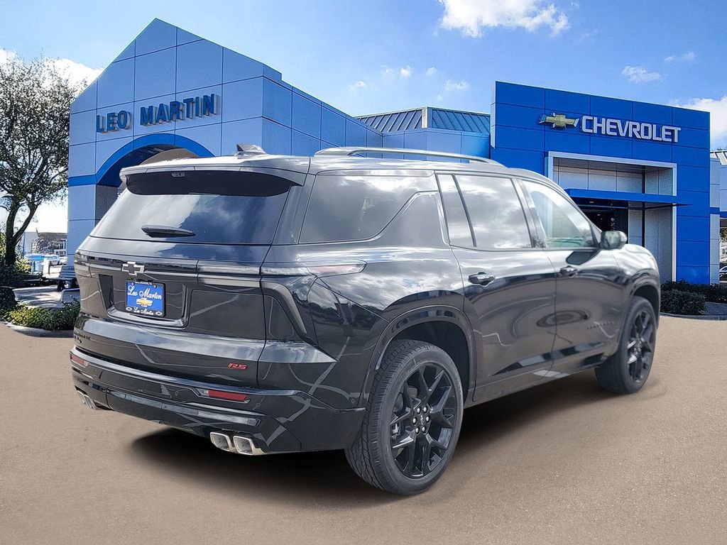 New 2026 Chevrolet Traverse RS w/ LPO, Floor Liner Package image 3