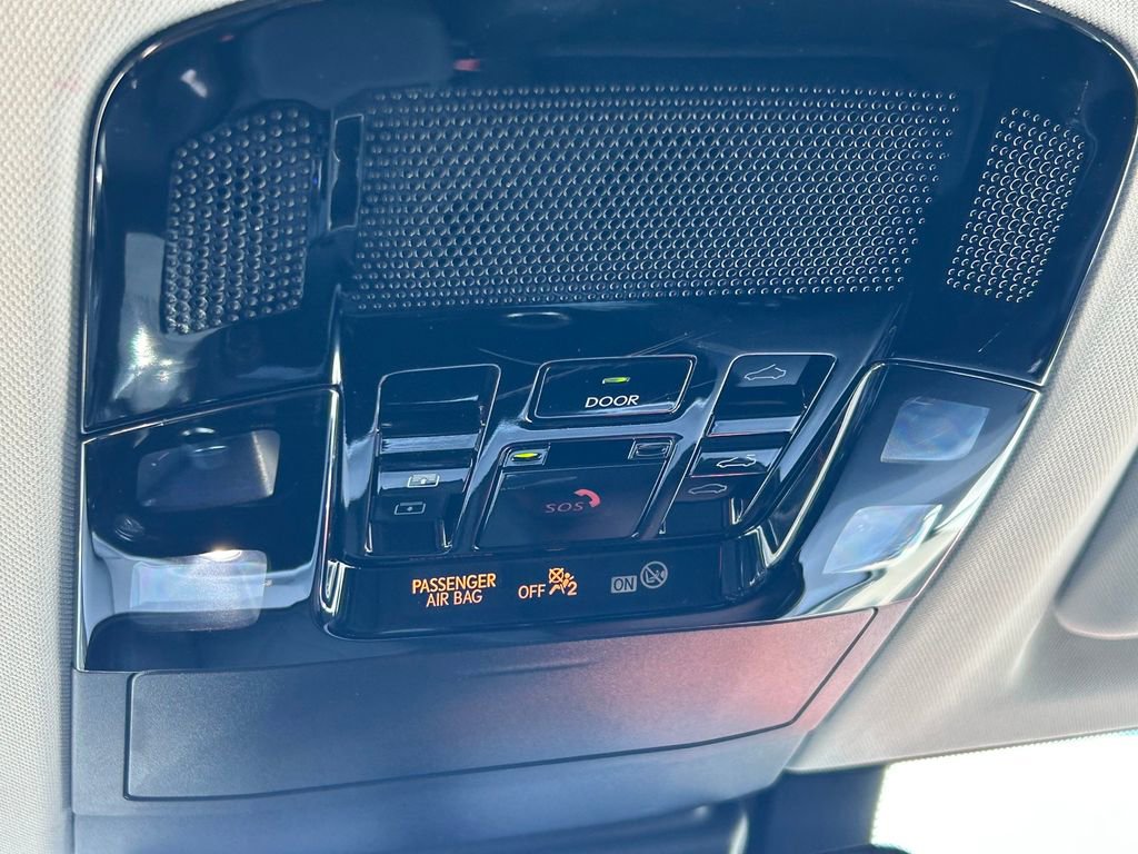 Used 2024 Lexus NX 350h AWD w/ Luxury Package image 18