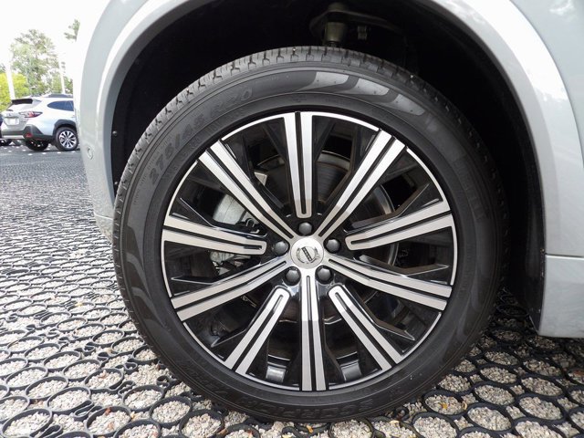 Certified 2024 Volvo XC90 B6 Plus w/ Protection Package Premier image 28