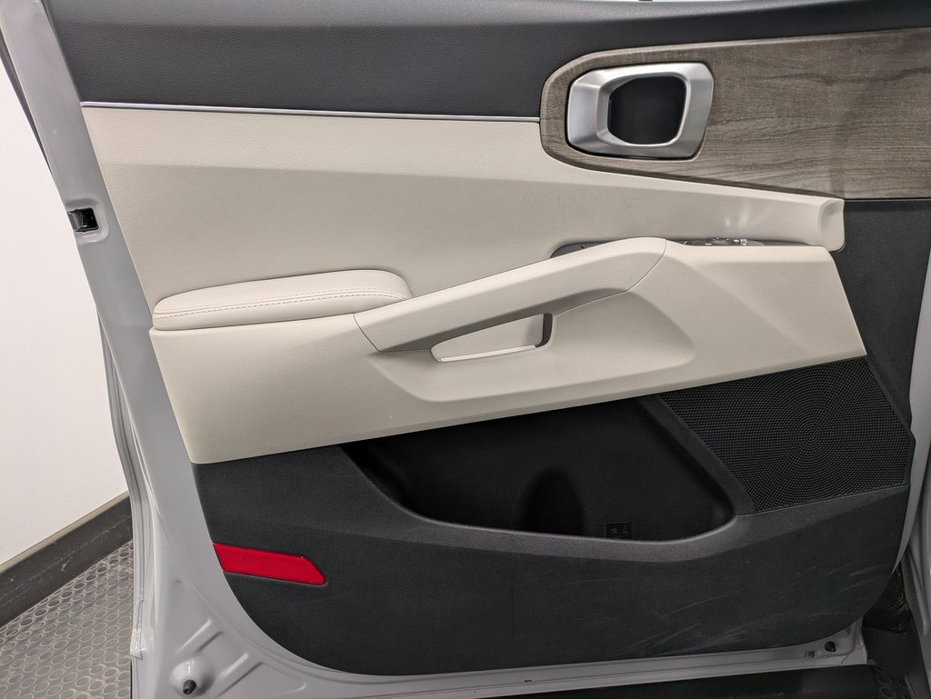 Certified 2022 Kia Sorento X-Line EX image 8