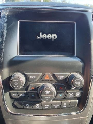 Used 2018 Jeep Grand Cherokee Laredo AWD/4WD image 55