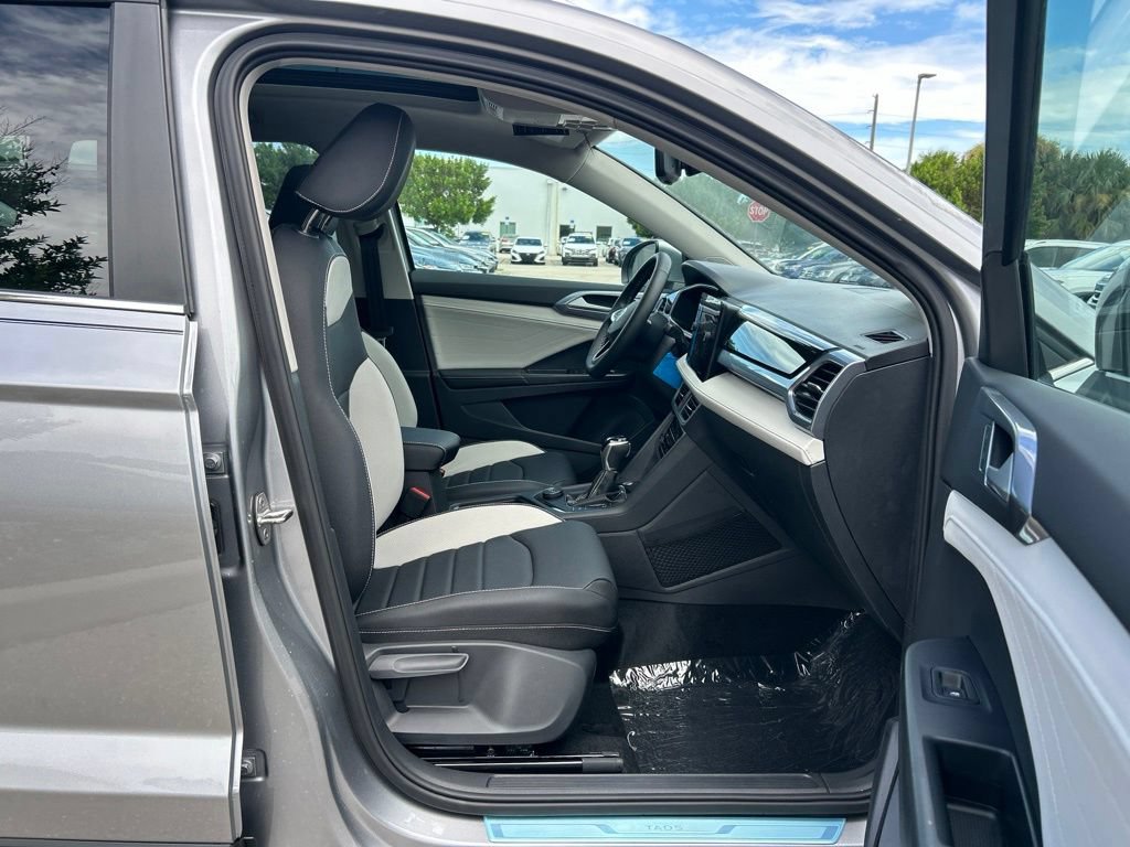 New 2026 Volkswagen Taos SEL AWD/4WD image 43