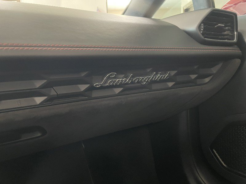 Used 2019 Lamborghini Huracan LP 580-2 RWD image 28