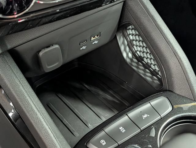 New 2026 Chevrolet TrailBlazer LT w/ LT Cold Weather Package FWD image 25
