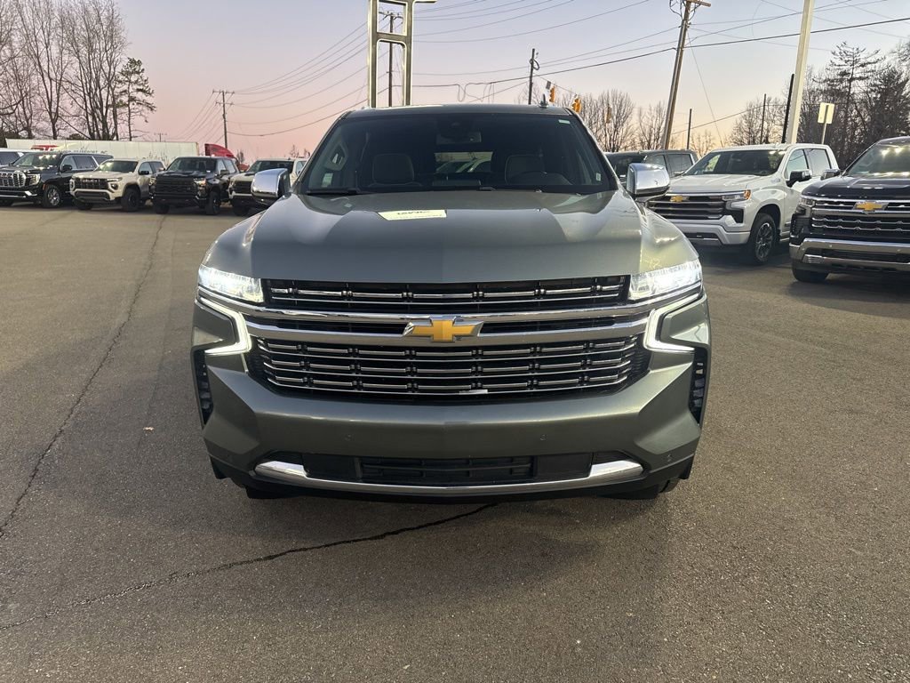 Used 2023 Chevrolet Suburban Premier image 8