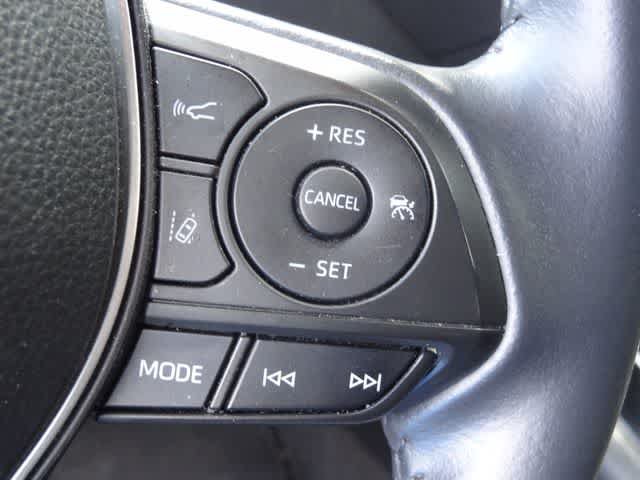 Used 2021 Toyota Corolla SE w/ Carpet Mat Package (TMS) FWD image 15