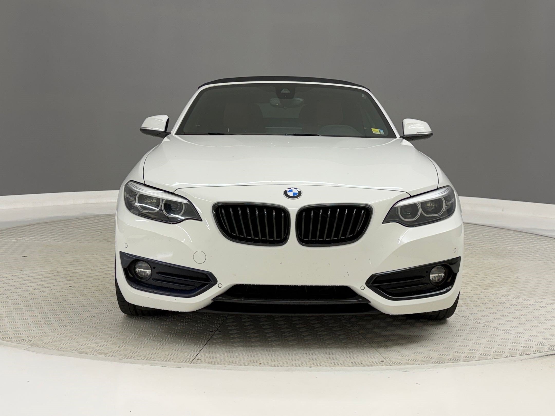 Used 2020 BMW 230i Convertible w/ Premium Package RWD image 6