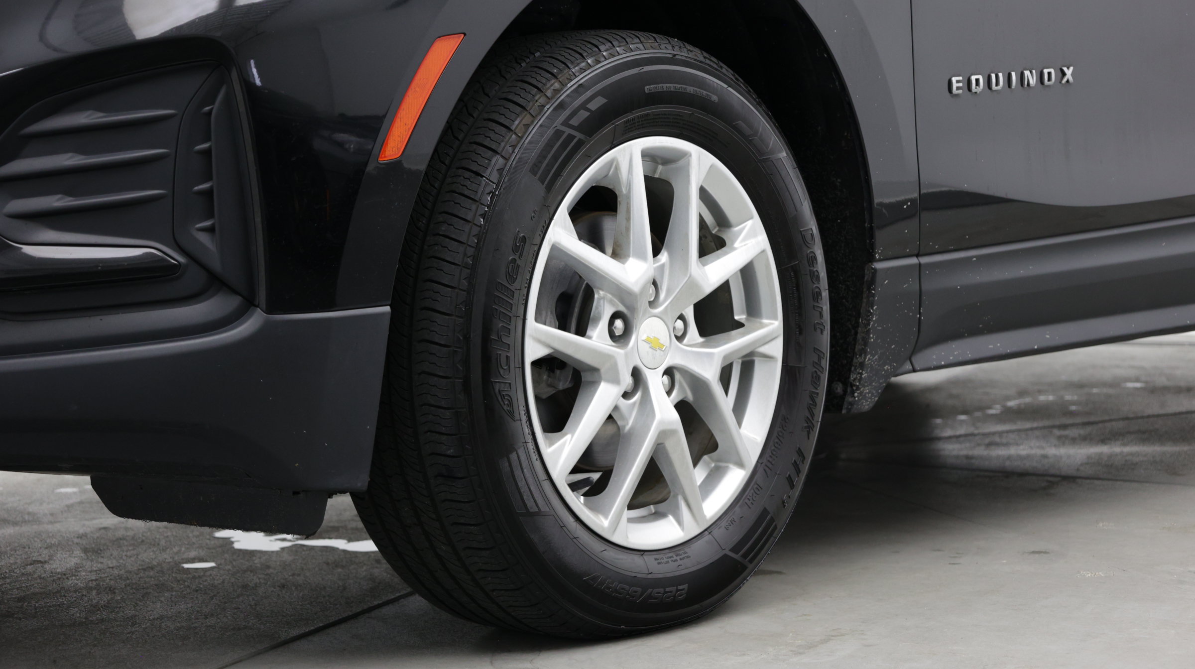 Used 2022 Chevrolet Equinox LS AWD/4WD image 8