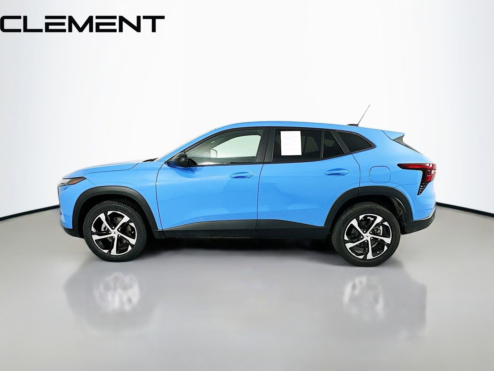 Used 2024 Chevrolet Trax RS image 4