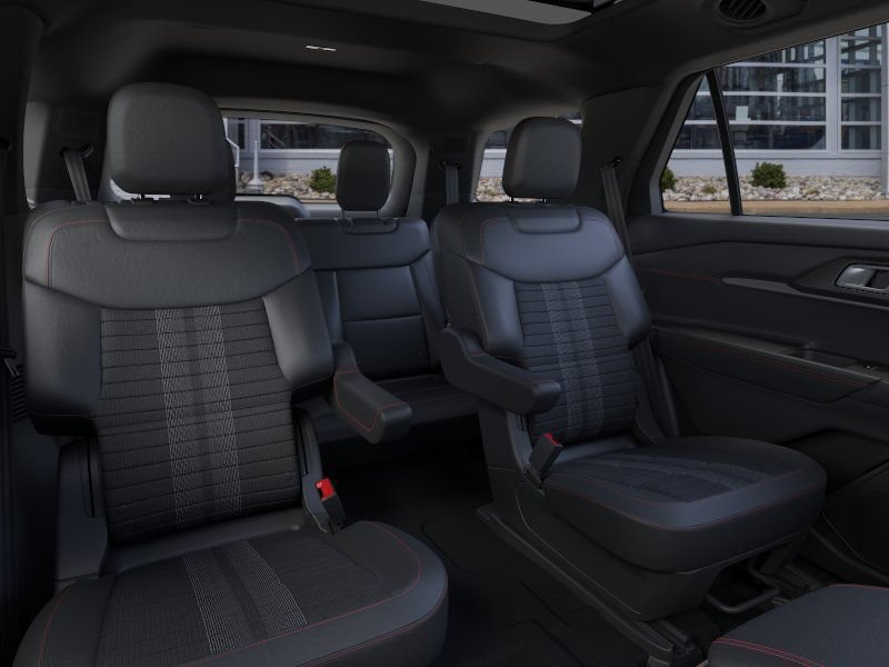 Used 2026 Ford Explorer ST-Line w/ ST-Line Street Pack AWD/4WD image 11