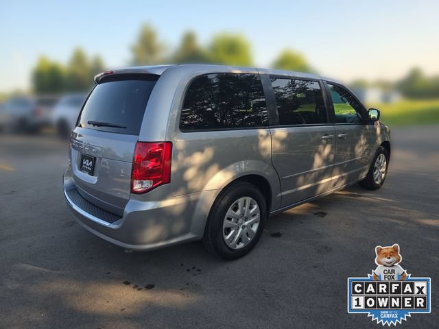 Used 2017 Dodge Grand Caravan SE FWD image 5