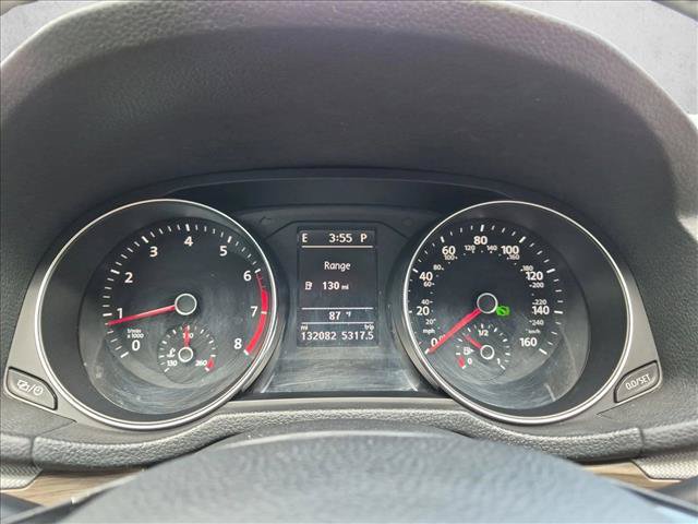 Used 2017 Volkswagen Passat 1.8T SE FWD image 8