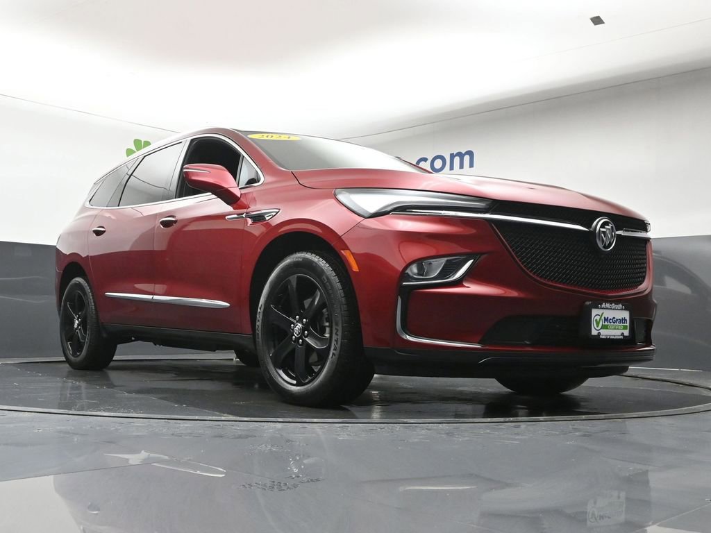 Used 2024 Buick Enclave Essence w/ Sport Touring Edition image 21