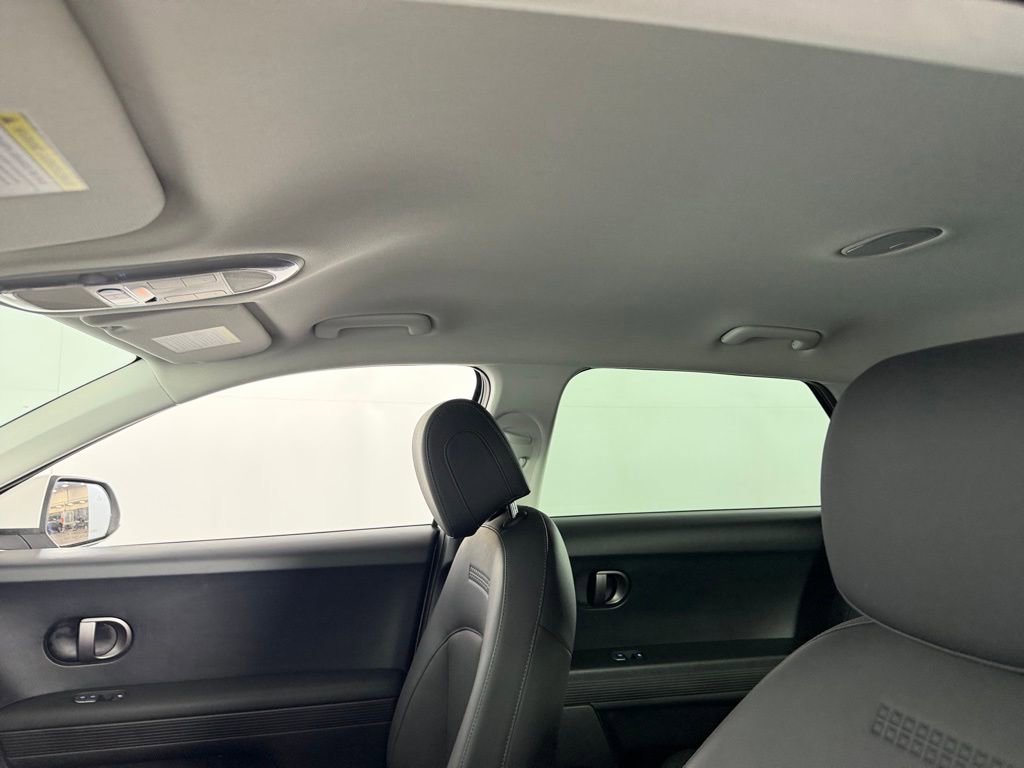 Used 2025 Hyundai Ioniq 5 SEL image 24
