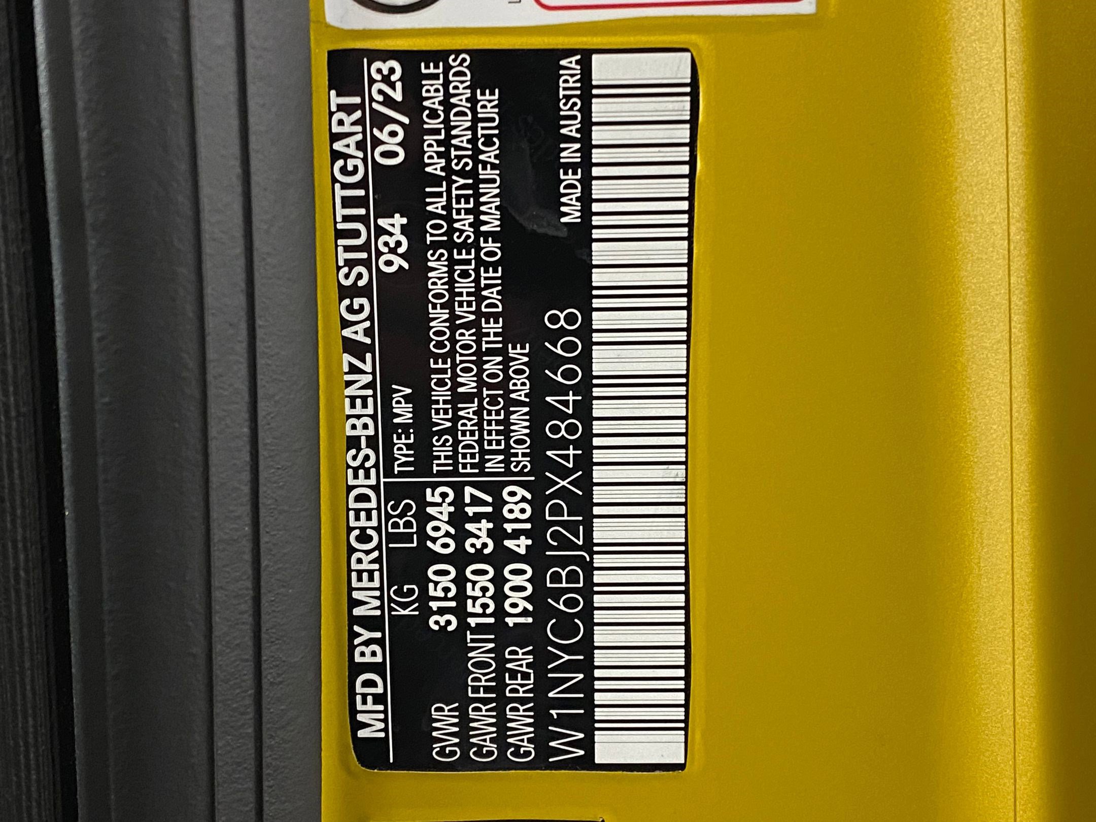 Used 2023 Mercedes-Benz G 550 image 21