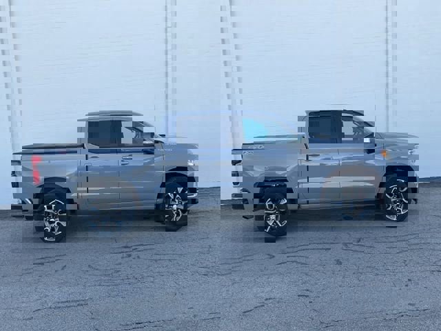 Used 2024 Chevrolet Silverado 1500 LT image 3