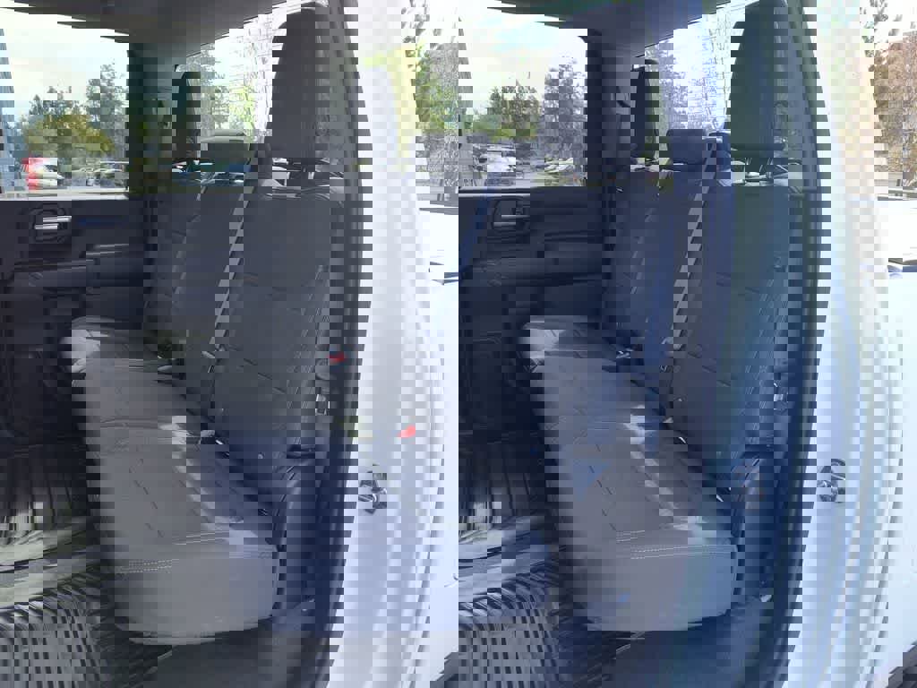 Used 2023 Chevrolet Silverado 2500 Custom w/ Custom Value Package AWD/4WD image 21