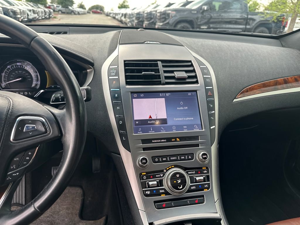 Used 2020 Lincoln MKZ Reserve FWD image 21