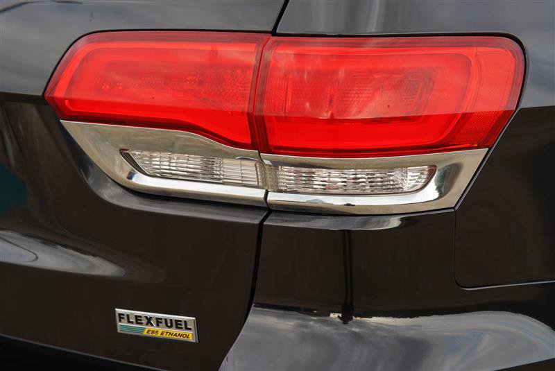 Used 2015 Jeep Grand Cherokee Limited w/ Luxury Group II AWD/4WD image 41