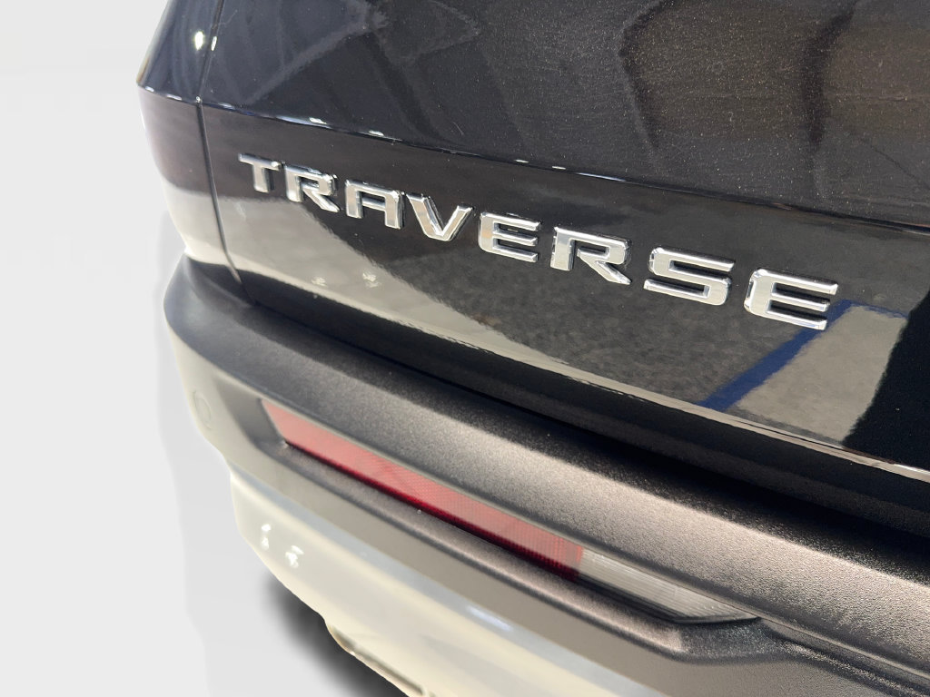 Used 2026 Chevrolet Traverse LT FWD image 25
