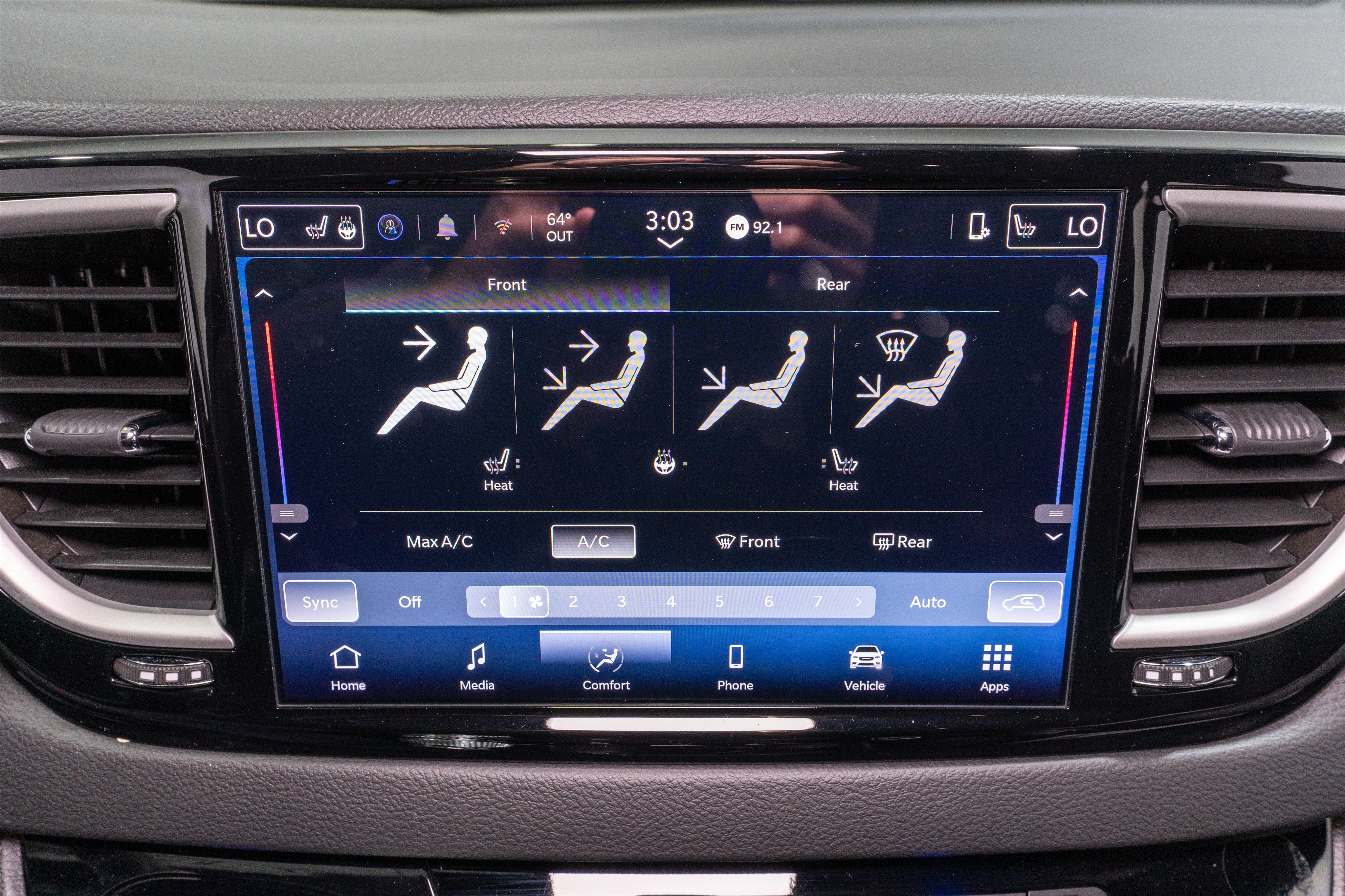 Used 2025 Chrysler Pacifica Select FWD image 17
