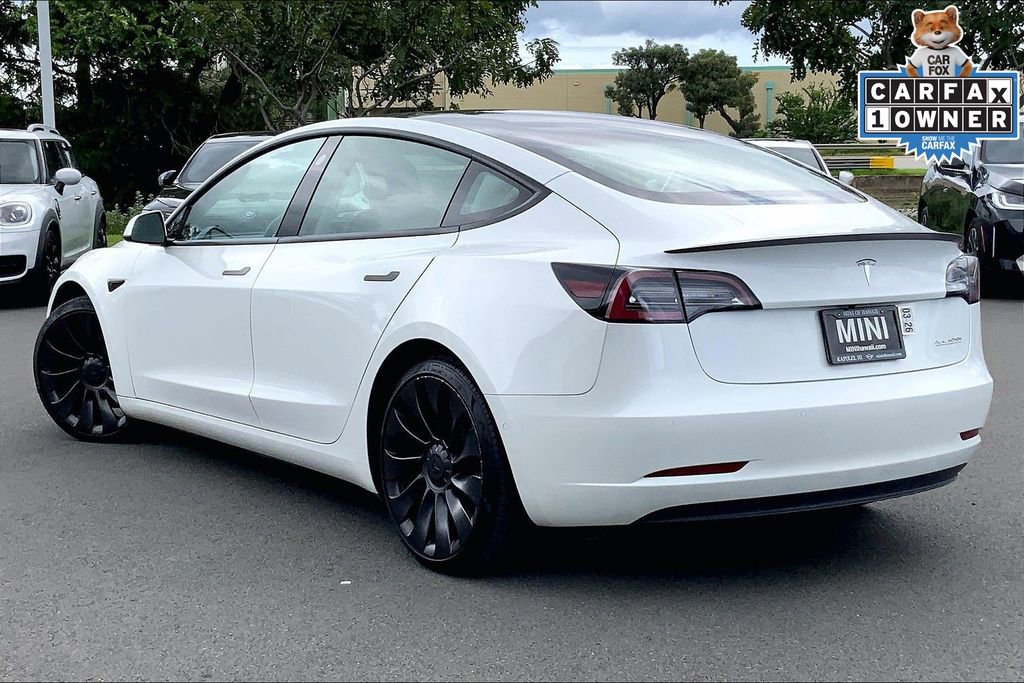 Used 2022 Tesla Model 3 Performance image 11