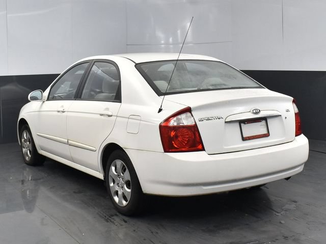 Used 2006 Kia Spectra EX FWD image 6