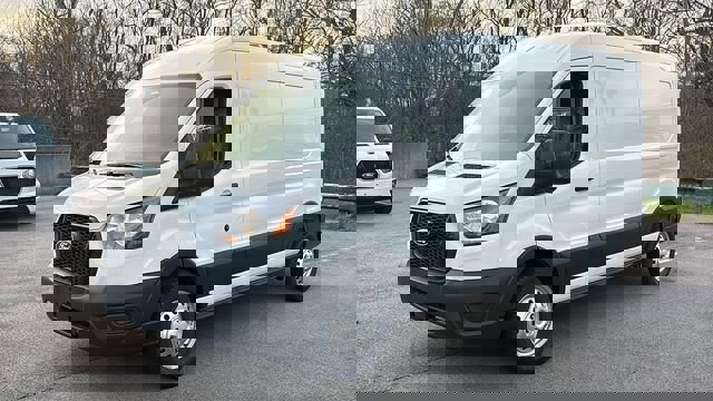 New 2026 Ford Transit 250 148 Medium Roof Extended AWD image 3