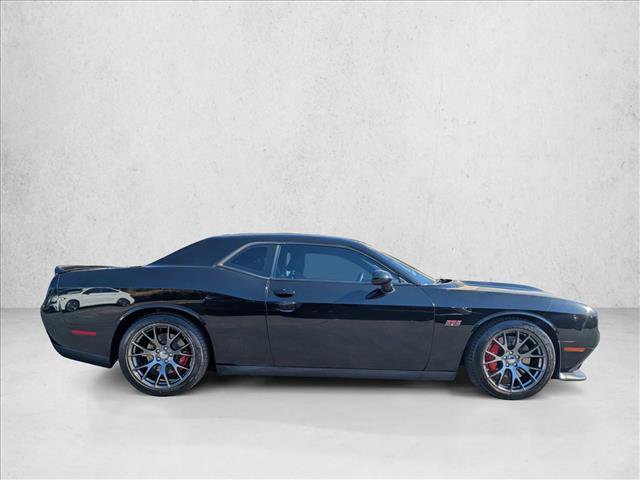 Used 2015 Dodge Challenger SRT image 4