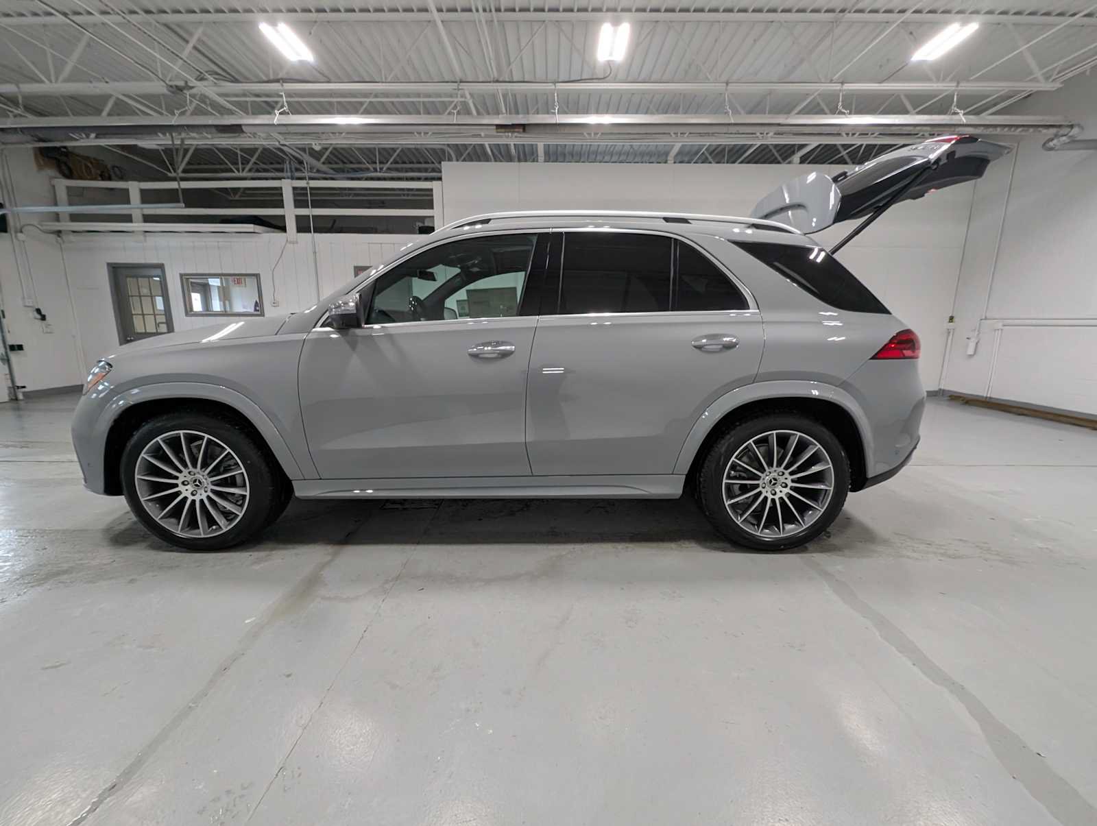 Certified 2026 Mercedes-Benz GLE 450 4MATIC image 10