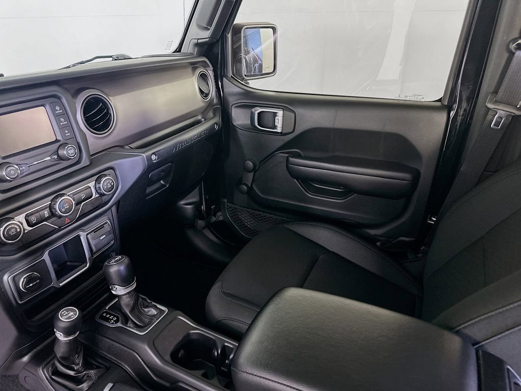 Used 2018 Jeep Wrangler Sport image 30