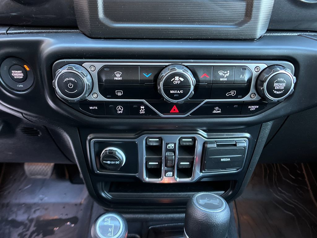Used 2022 Jeep Wrangler Unlimited Sport image 17