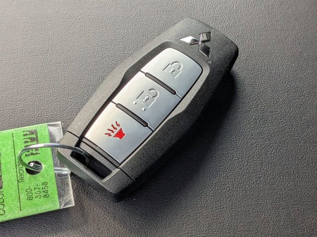 New 2026 Mitsubishi Outlander ES image 30