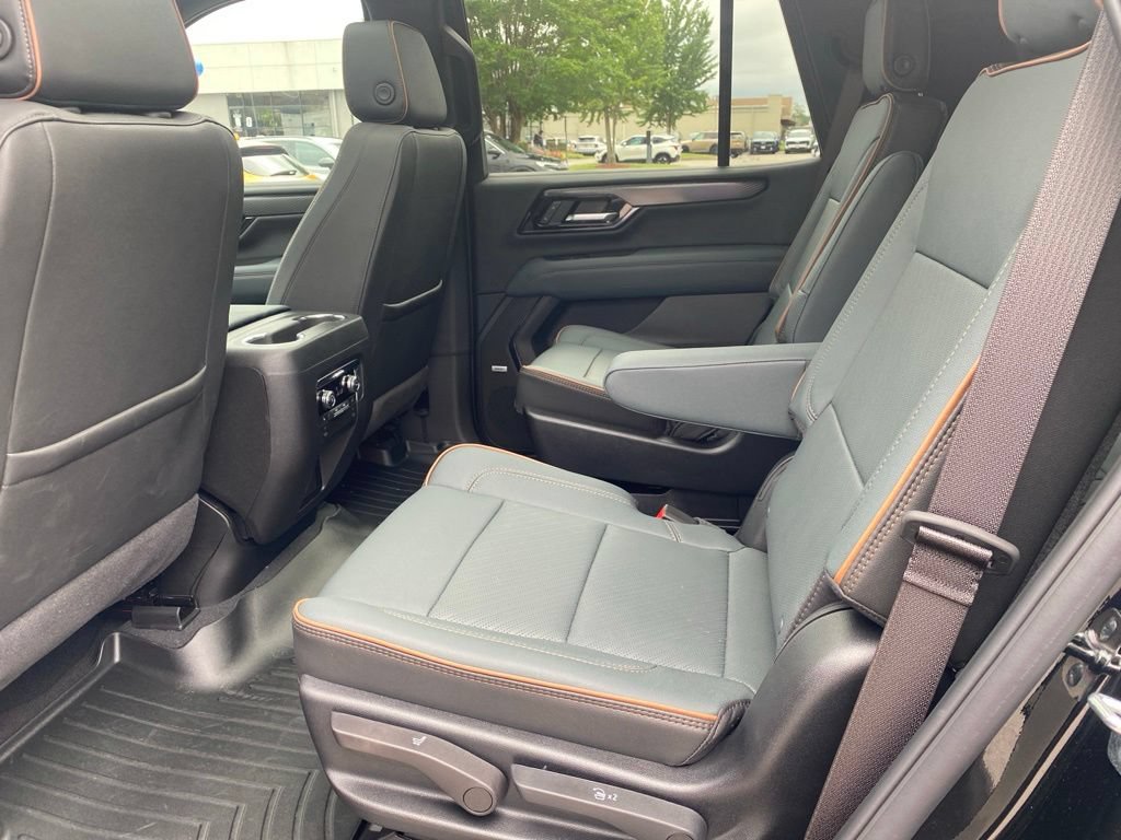 New 2026 GMC Yukon AT4 w/ AT4 Premium Package AWD/4WD image 35