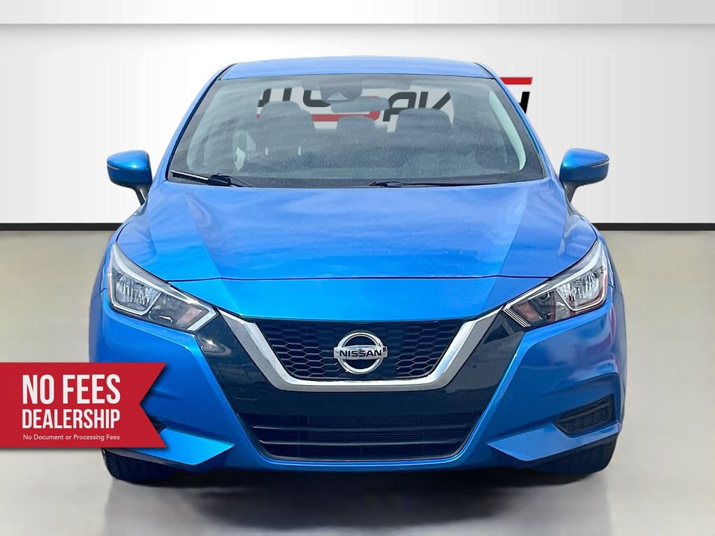 Used 2021 Nissan Versa SV FWD image 2