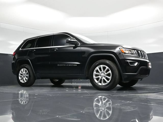 Certified 2022 Jeep Grand Cherokee Laredo E AWD/4WD image 51