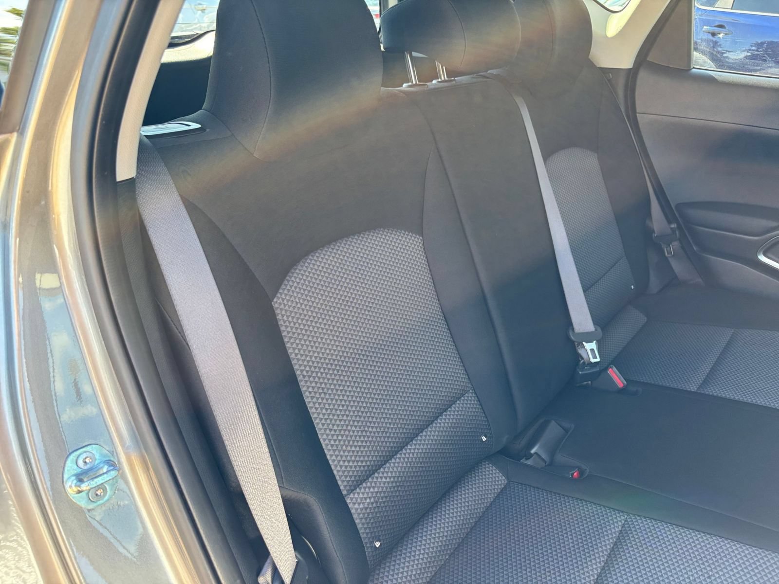 Used 2025 Kia Soul LX w/ LX Technology Package FWD image 37