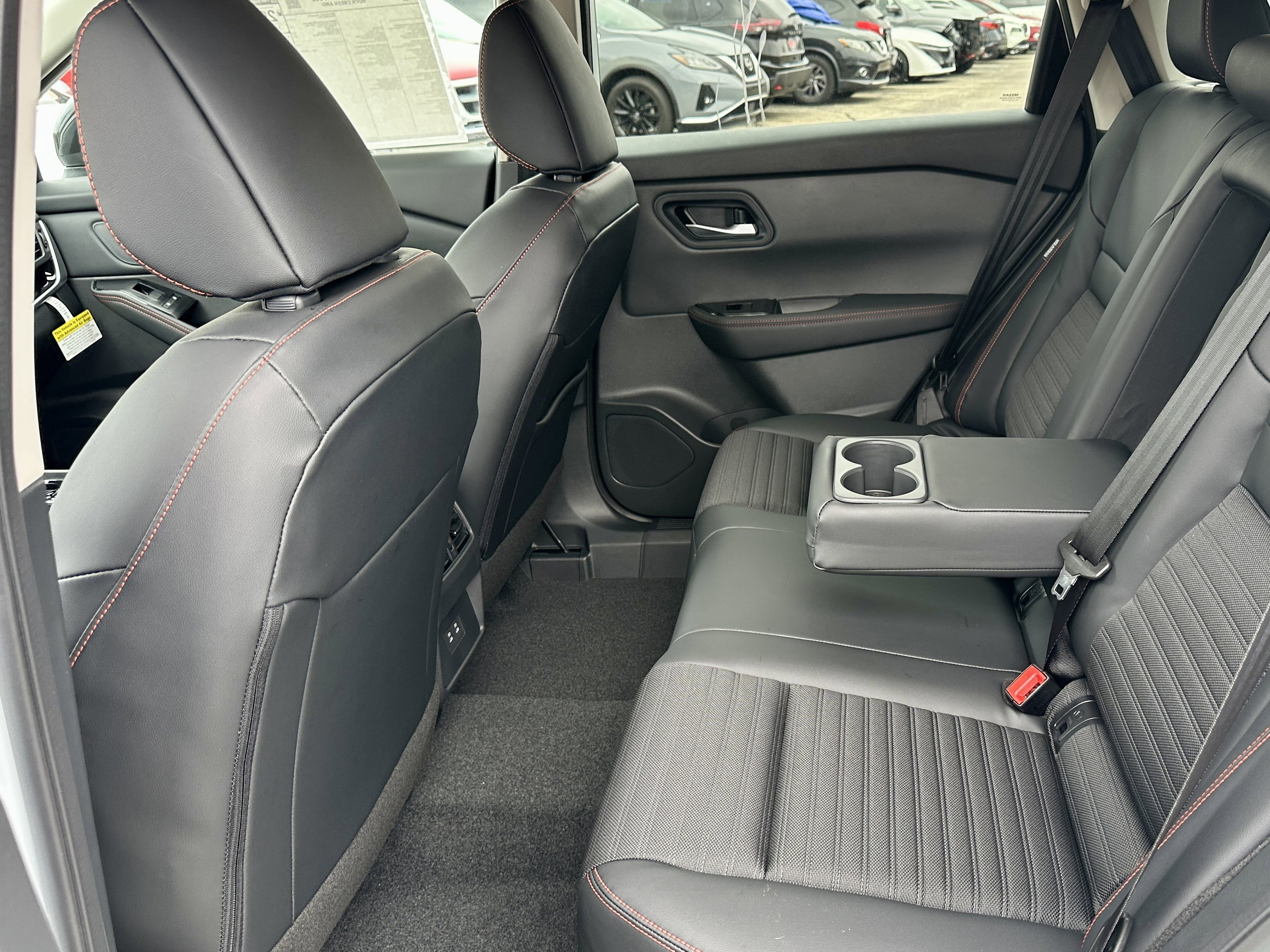 New 2026 Nissan Rogue SV AWD/4WD image 31
