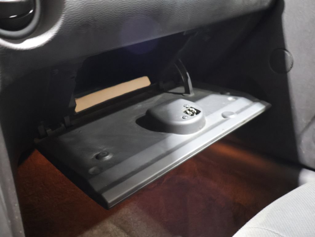 Used 2008 Pontiac Grand Prix FWD image 26