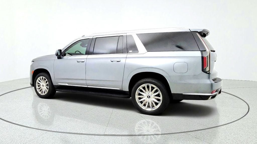 Used 2024 Cadillac Escalade ESV Premium Luxury w/ Performance Package AWD/4WD image 7