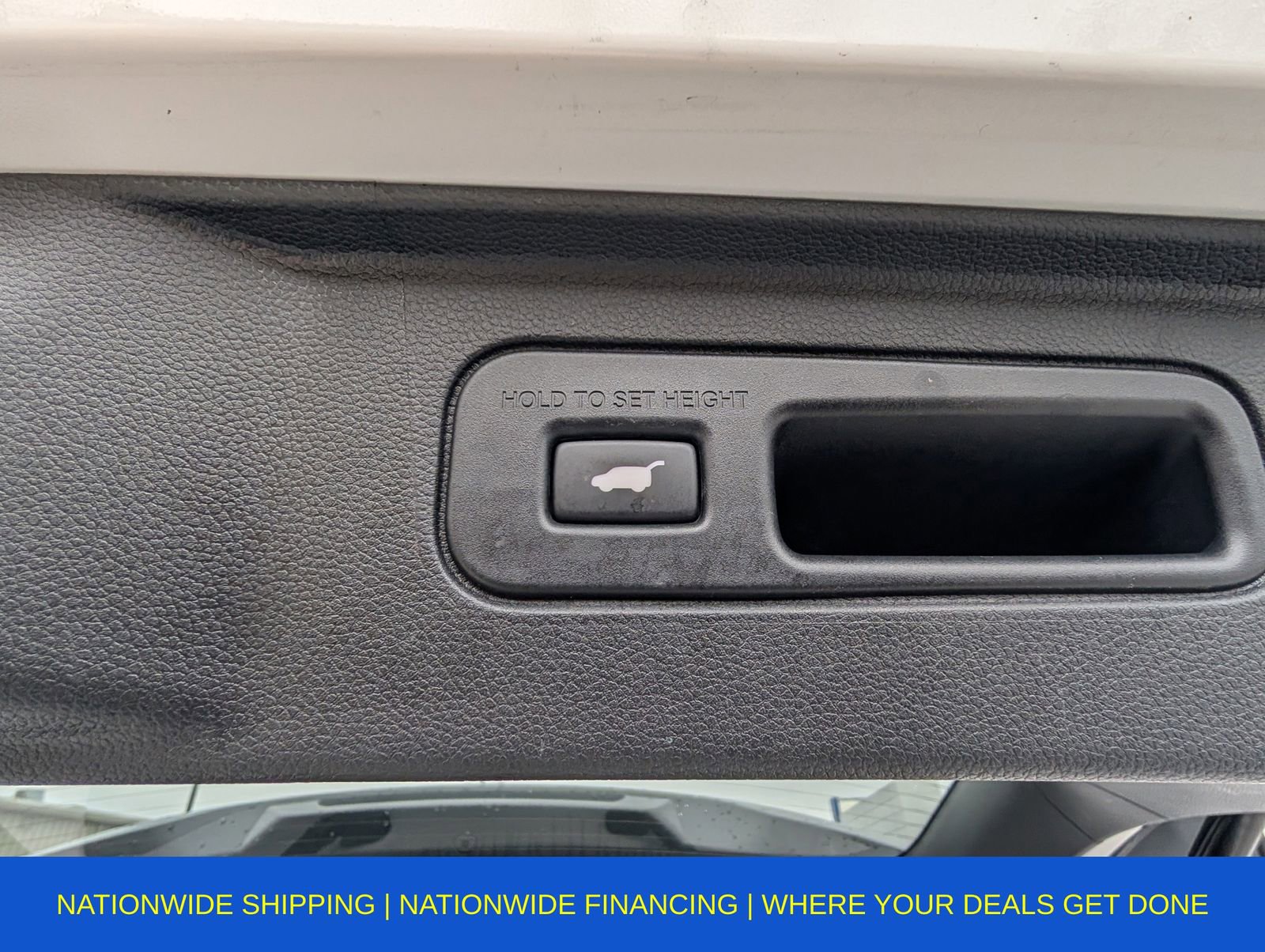 Used 2025 Honda Pilot EX-L image 16