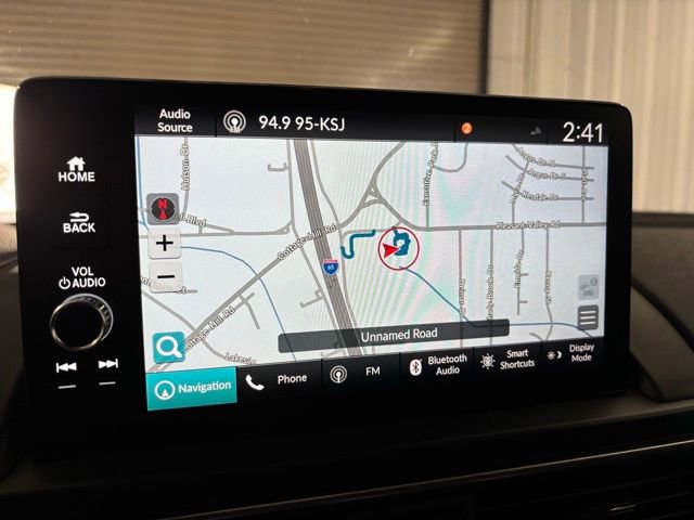 Used 2025 Honda Pilot Elite image 23