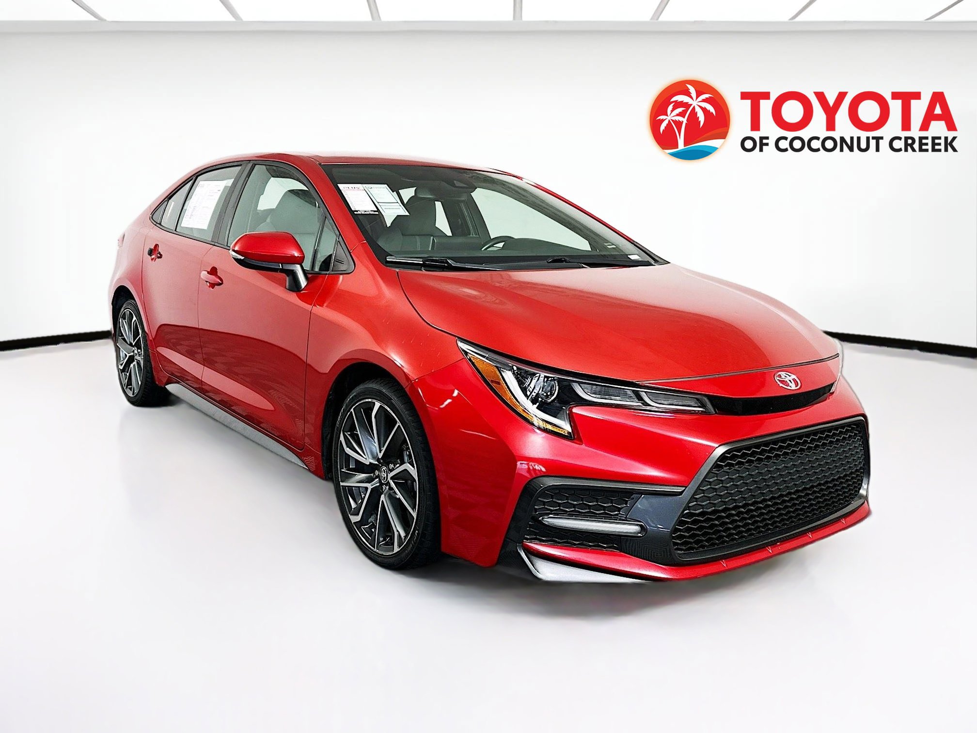 Used 2021 Toyota Corolla SE FWD image 1