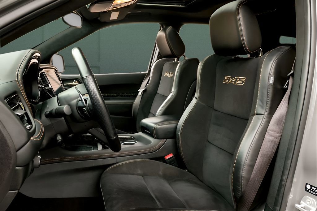 Used 2022 Dodge Durango SRT w/ Black Package AWD/4WD image 2