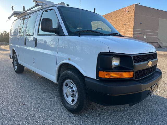 Used 2013 Chevrolet Express 2500 image 3