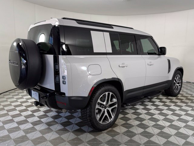 New 2026 Land Rover Defender 110 S AWD/4WD image 5